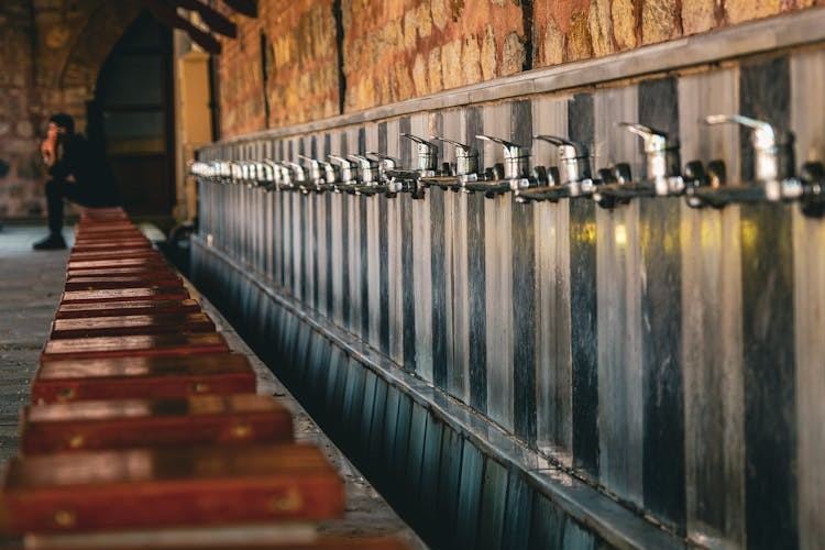 Types of Tahara in Islam: How to Perform Islamic Purification