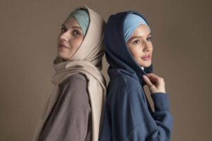 What Age Can a Woman Stop Wearing Hijab in Islam